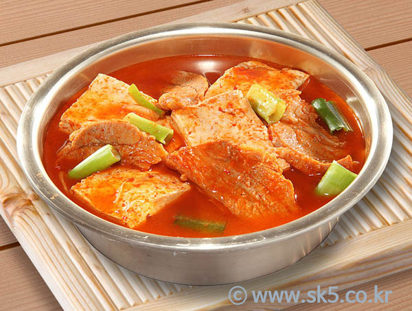 돼지두부찌개