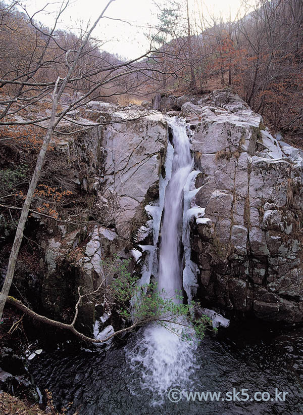 수도산폭포